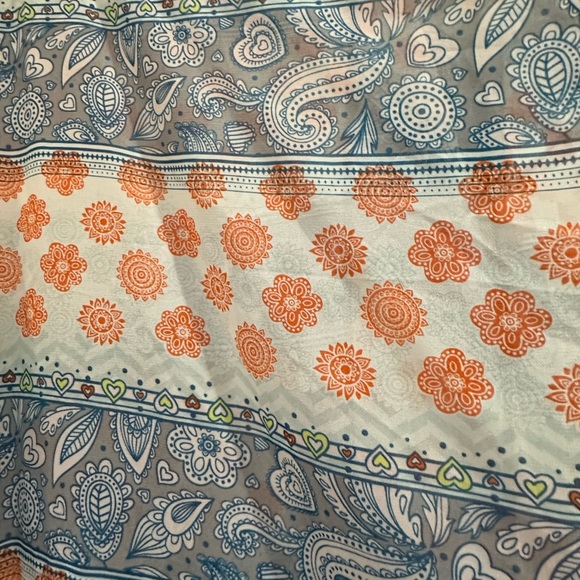 lulaRoe Kimono Large flowy & feminine slightly sheer lightweight fabric - Picture 7 of 8